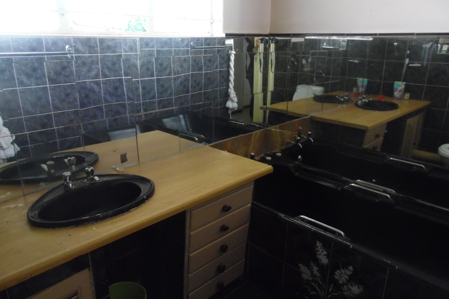 4 Bedroom Property for Sale in Naudeville Free State